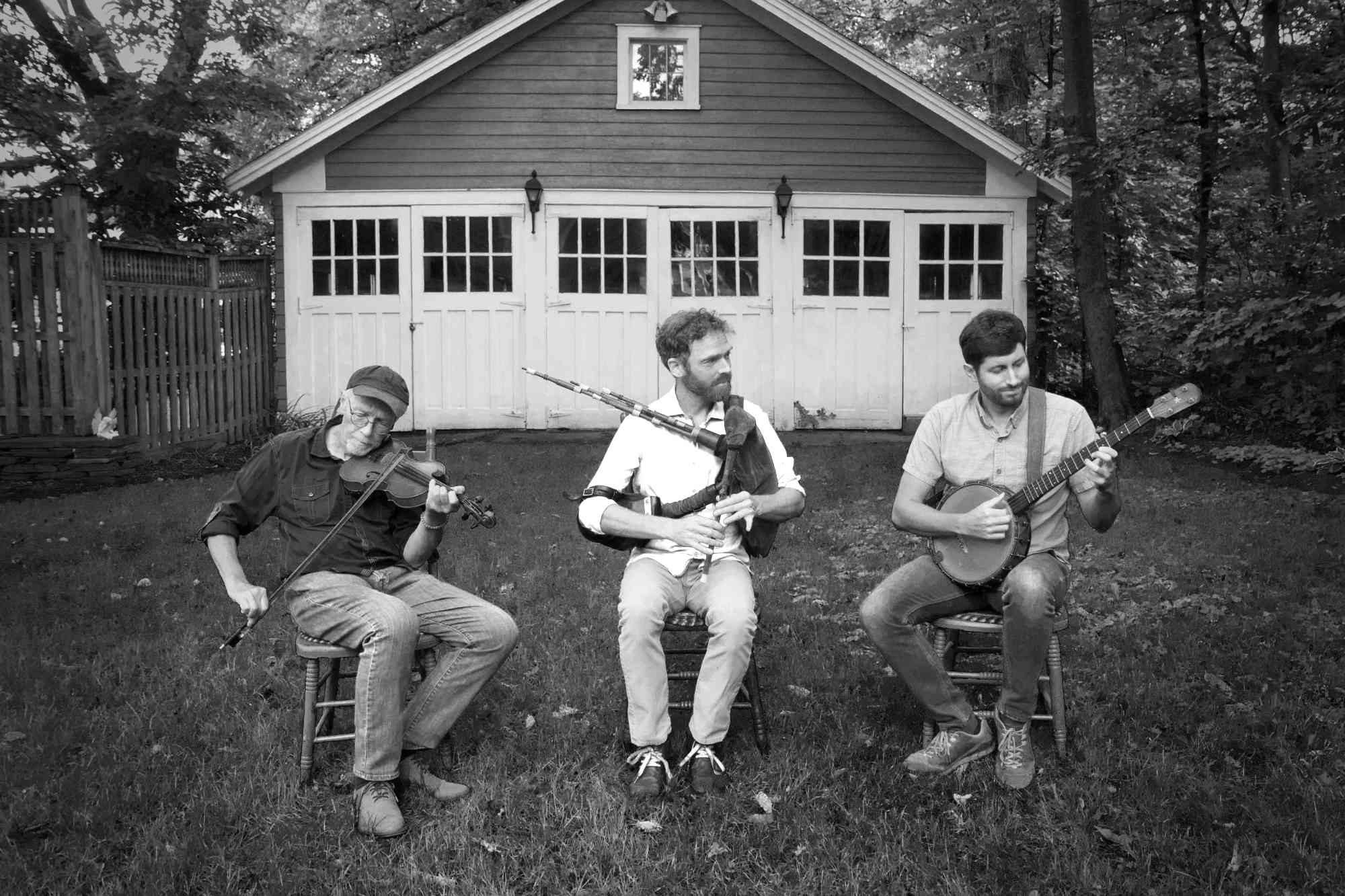 The musicians of The Birds' Flight: Pete Sutherland, Tim Cummings, Brad Kolodner